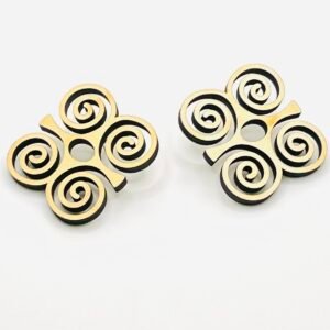 dwennimmen (ram's horn) earring